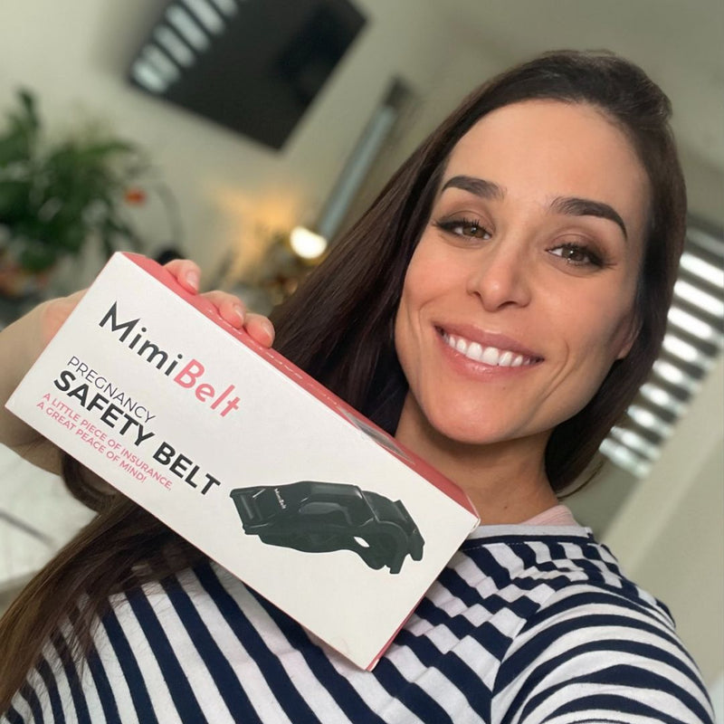 MimiBelt mamma in auto